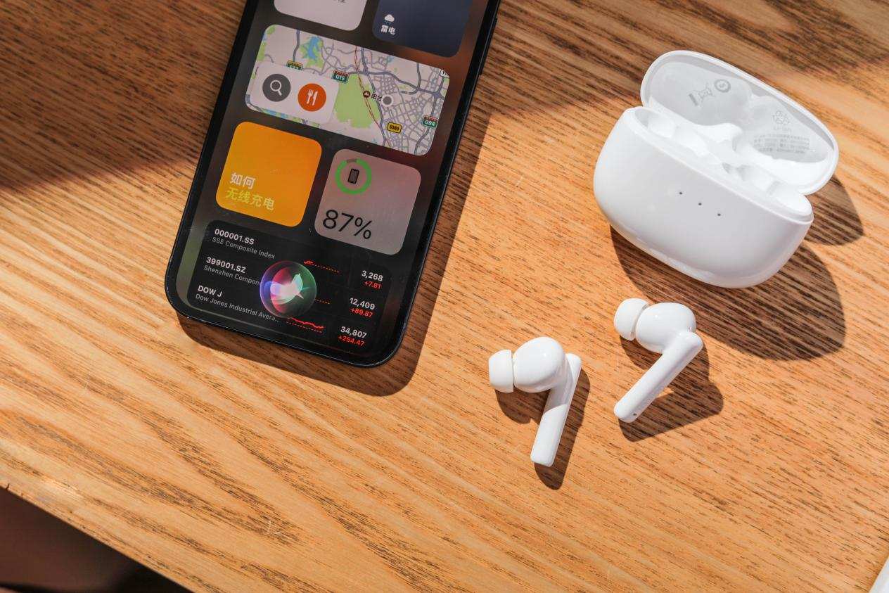 耳机|可惜了这款旗舰耳机！价格比AirPods便宜5倍，却没人发现？