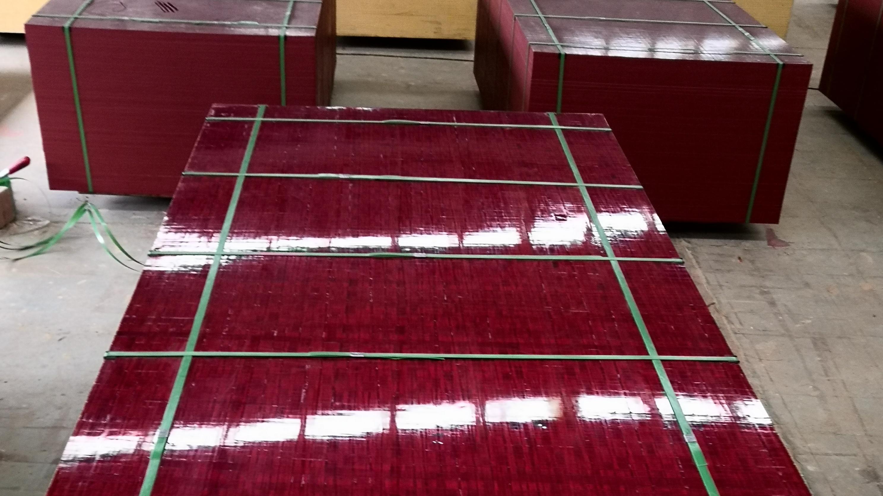 大型工程建筑专用竹胶板的优点和使用范围