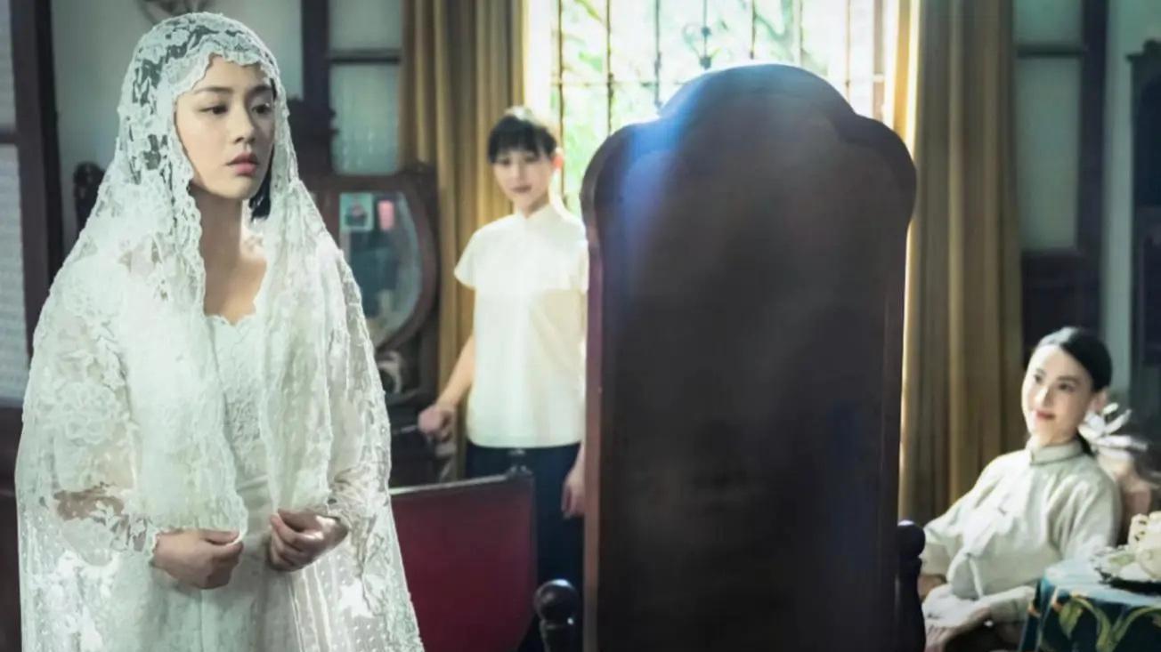 葛薇龙|《第一炉香》原著：葛薇龙，最终活成了自己讨厌的样子