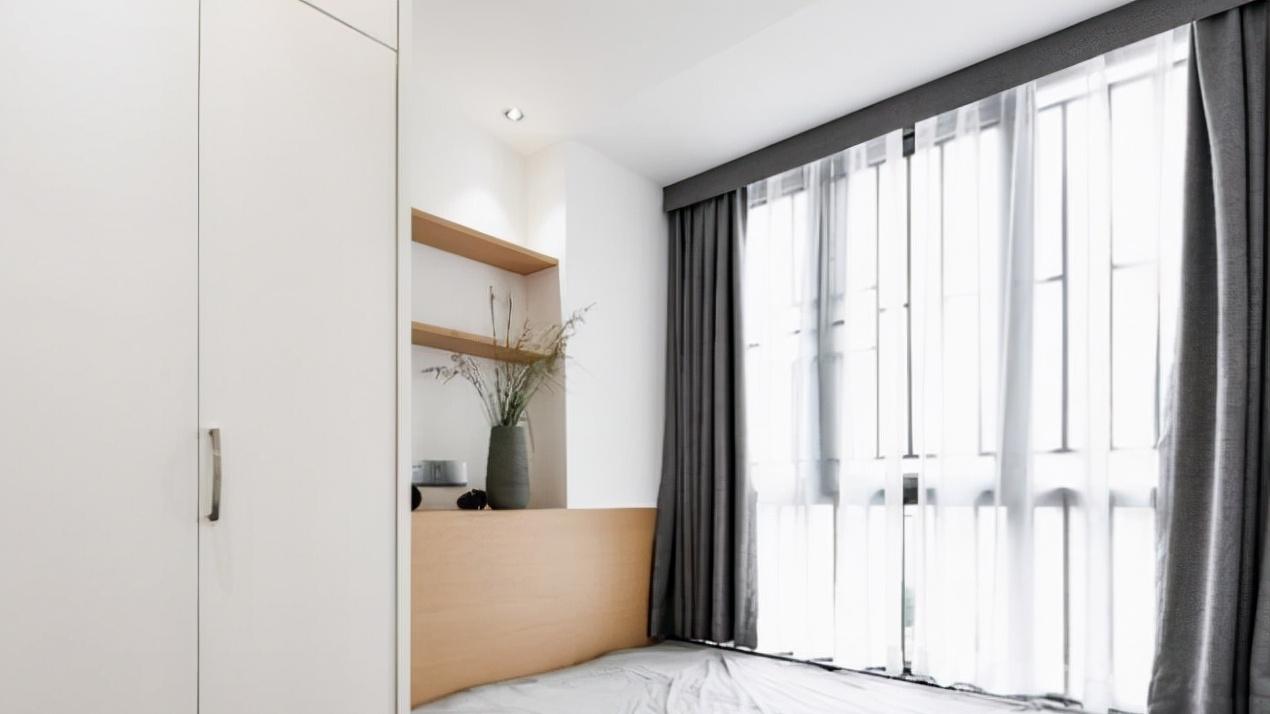 小户型床头这样设计最实用，美观又高级！床头柜都省了