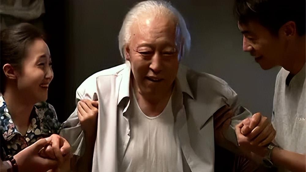 韩春明|正阳门下：程建军至死也未想到，韩春明的善良才是他癌症的根源