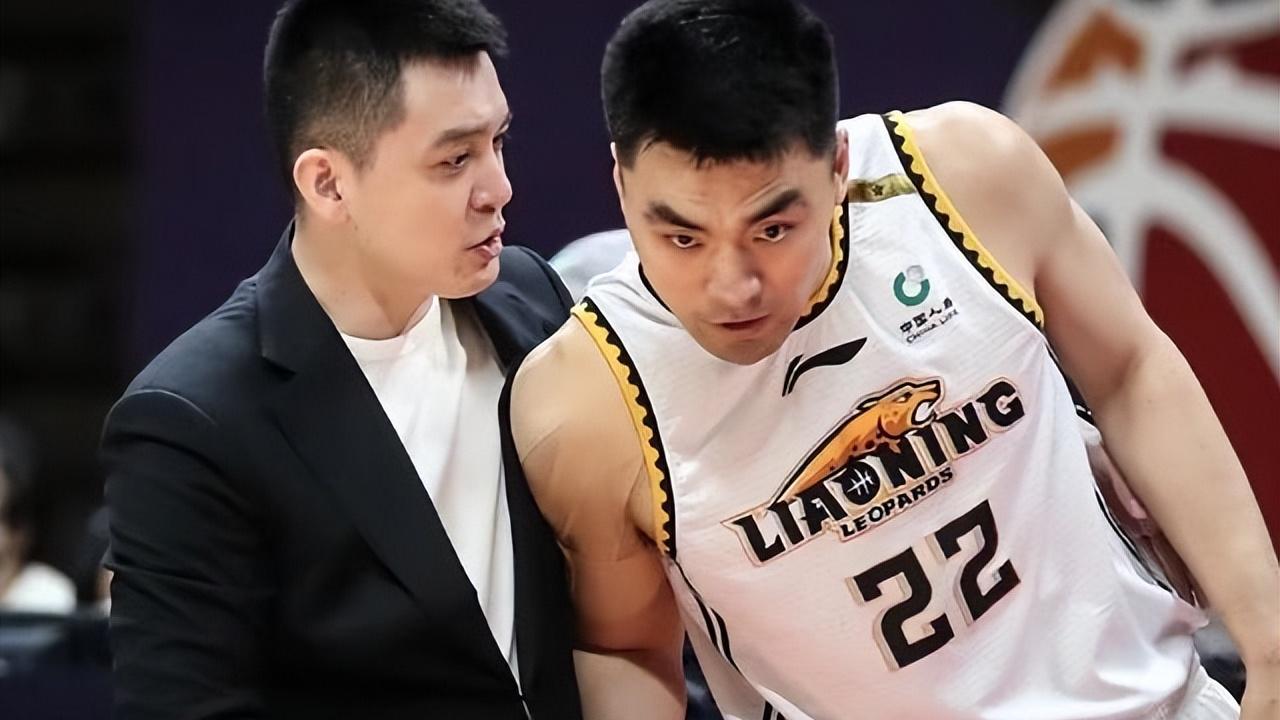 辽宁男篮|2米05！2米08！2米08！2年时间，短板已成优势！辽宁成功效仿火箭