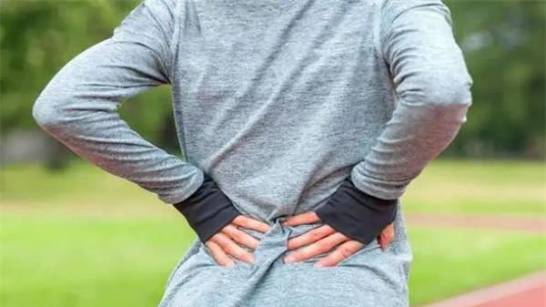 皮肤病|腰椎间盘突出和椎管狭窄哪个更严重？为什么？