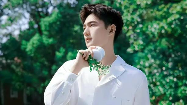 杨洋|杨洋又一爱情剧即将来袭，搭档女主颜值实力不俗，CP感十足真期待