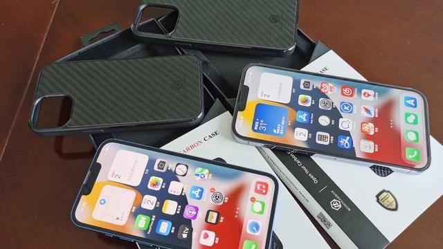 手机壳|iPhone13系列配件怎么选？一次入手两个手机壳，很满意！