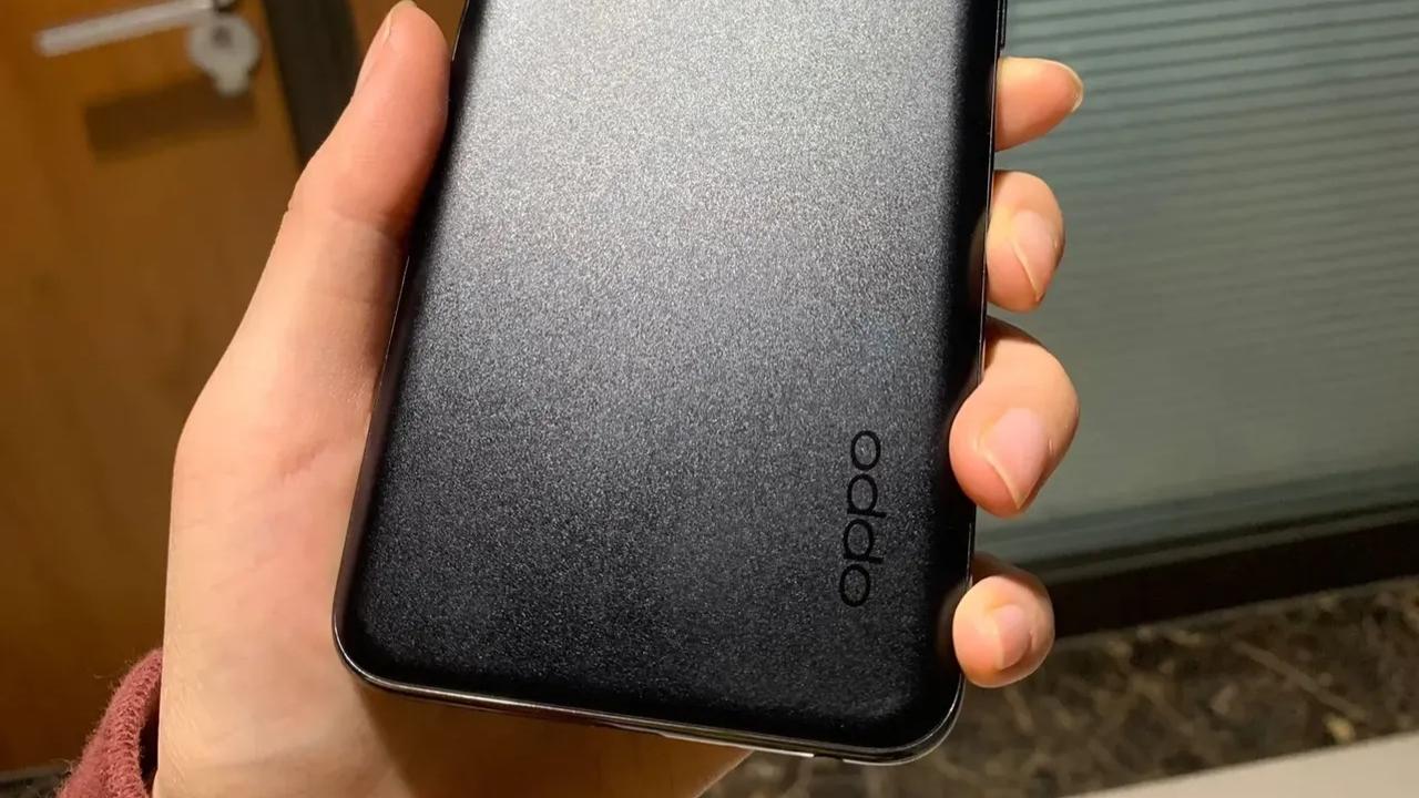 液晶显示器|别再说LCD是瞎眼屏手机了