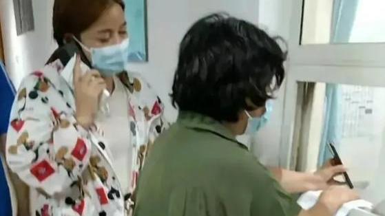 杜新枝|杜新枝发近态被网友指责，网友暴露一件事令全网嘲讽：前车之鉴！