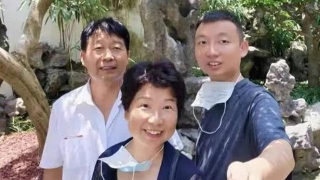 大反转！曝熊磊花30万装修、买车，并非一毛不拔，网友：错怪她了