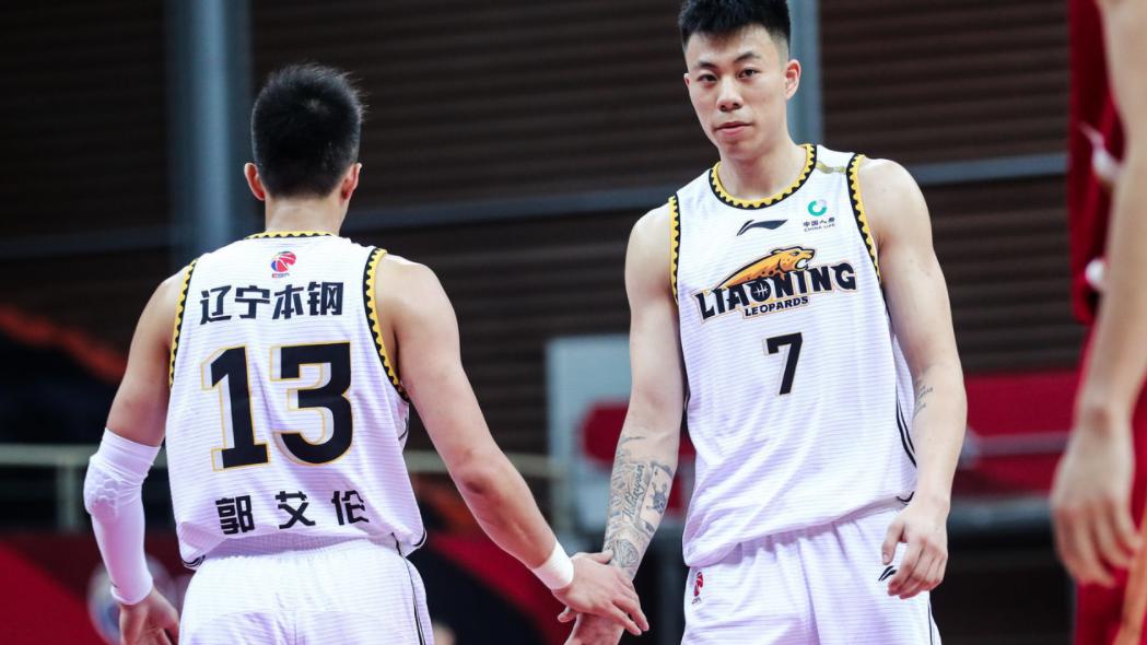 阿劳霍|2米05！2米04！仅两年时间，成CBA顶级“3D”，蔡崇信有望出手