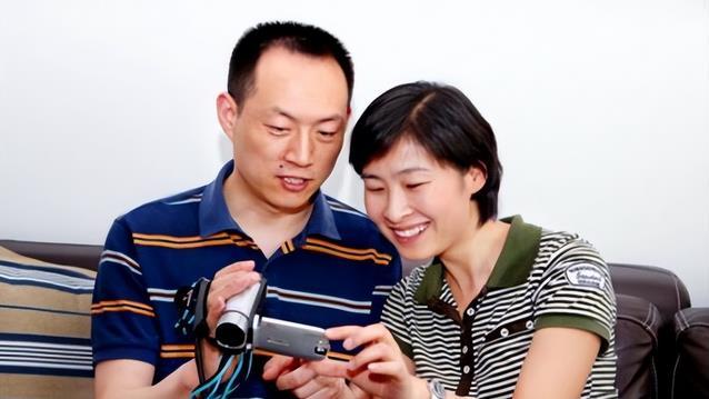 刘洋|神十四发射成功，陈冬一家甜蜜合照曝光，刘洋的丈夫很优秀