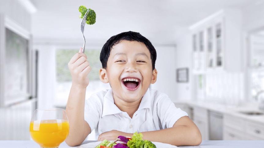 睡眠|儿科主任：睡觉时若有3种表现，脾胃或已“烂如渔网”，尽早检查