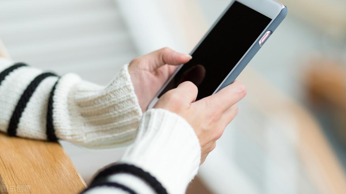 |手机用久了变卡？别急着换手机，打开4个设置，手机会流畅如新