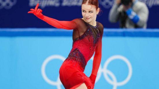 鲁索|真有面子！特鲁索娃连发动态宣布恋情，央视4字祝福显温情