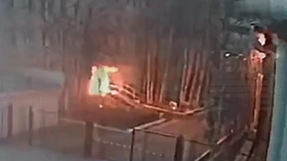 俄罗斯|俄罗斯征兵办公室，遭到7枚燃烧弹袭击！