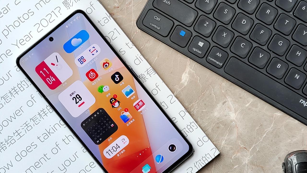 三星|红米K50Pro不香了！骁龙8+双马达+120W！顶配直屏旗舰加速退场