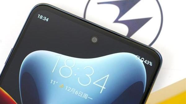 摩托罗拉|12GB+512GB，降至2499元，已经卖到“断货”