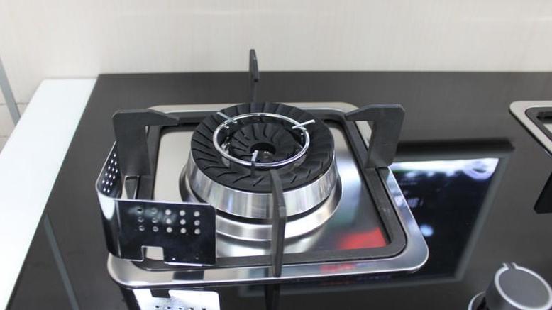 厨房用燃气灶和电磁炉，哪个更省钱？我算了笔账，看完就明白！