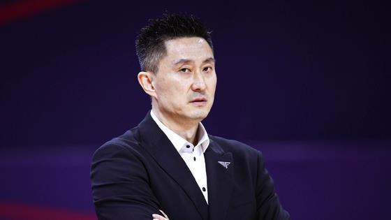 广东男篮|CBA广东男篮无需重建！一人就能助其重回巅峰，朱芳雨已经谋划