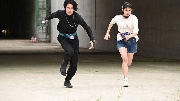 |假面骑士revice：阿基蕾拉的腰带被摧毁，蜃楼参战，一辉对决狩崎