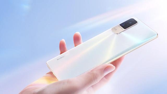 nas|霸榜女性手机榜单？轻薄能打拍照强！小米civi 1S值不值得买？