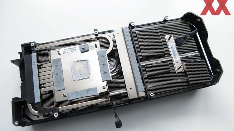 英伟达RTX 40系显卡功耗曝光：450W起步，大电源是标配