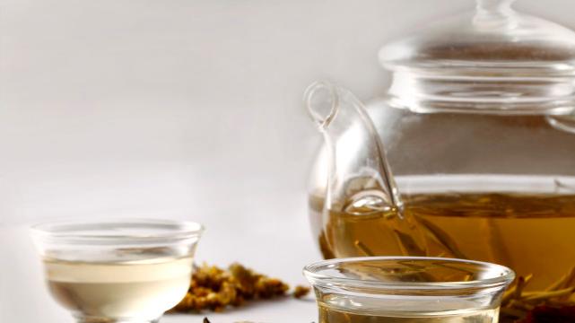 护士|中老年人喝茶好处多，但不要随便喝，牢记“5不喝”对身体有益