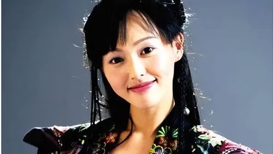 唐嫣|唐嫣粉丝彻底爆发，质问本主是否已退圈，网友：太可怕了