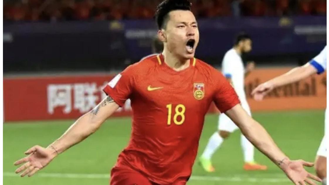 郜林|什么情况？郜林删除回应内容，媒体人：领导关注比赛，他在刷手机