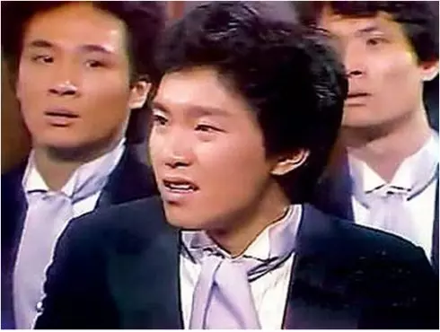 周星驰|10年辛酸！深扒周星驰成名前跑过的龙套，每一个都让人心疼！