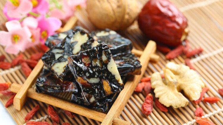 阿胶|阿胶是补血神器，还是智商税？提醒：真正补血的是这3类食物