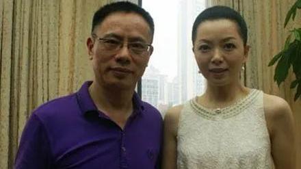 仇晓|她曾是湖南台一姐，当红时低调嫁入豪门，如今52岁仍风韵犹存