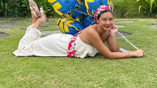 有氧运动 41岁乐基儿近照难掩丰腴，却被赞胖美人，穿对衣服比瘦身还重要？