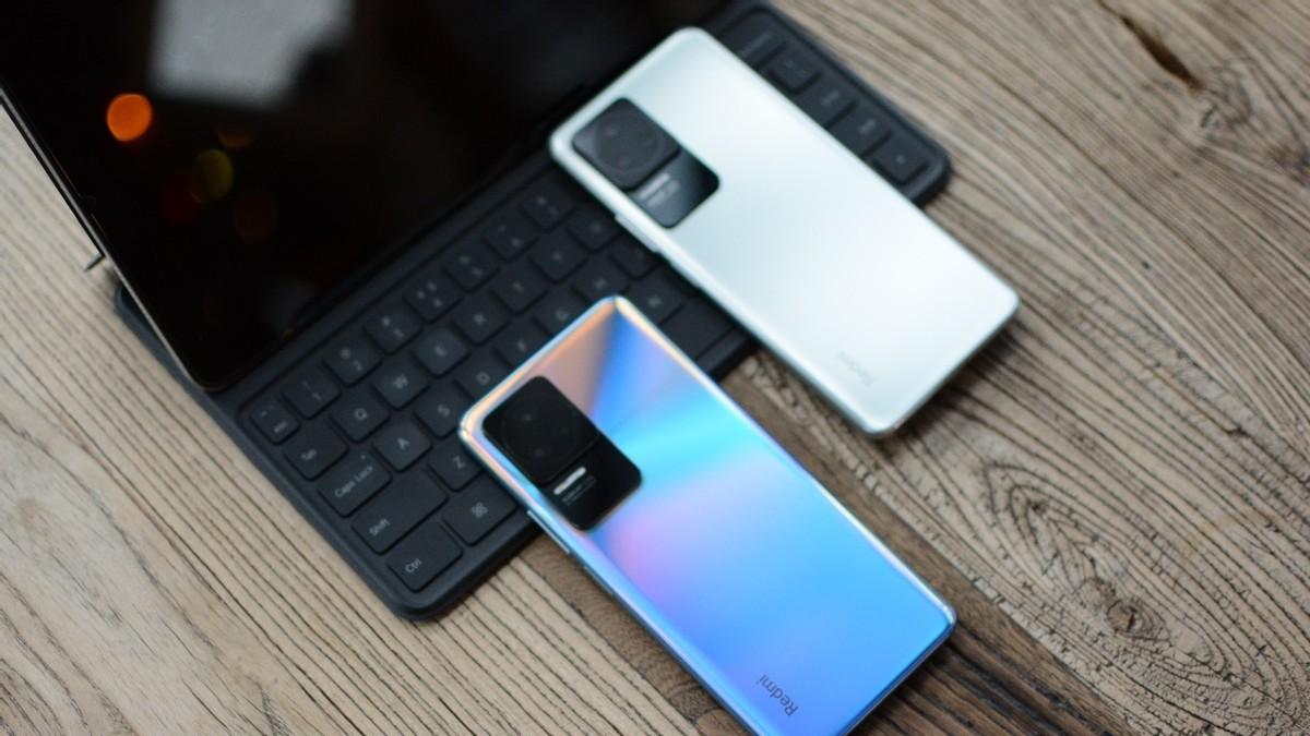 荣耀|预算2500元，这4款手机几乎“零差评”，一款12G+512GB