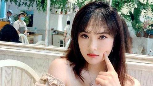 钟玉|姚凌：任正非的现任妻子，两人相差“30岁”，曾是他的得力秘书