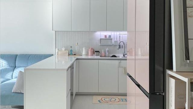 89㎡两人居，白色乳胶漆+浅蓝色软装，清爽好看，是我理想的婚房