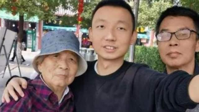 许敏|走心了！老杜曾内涵许敏身旁有保镖护送，云昊直播中细节太到位