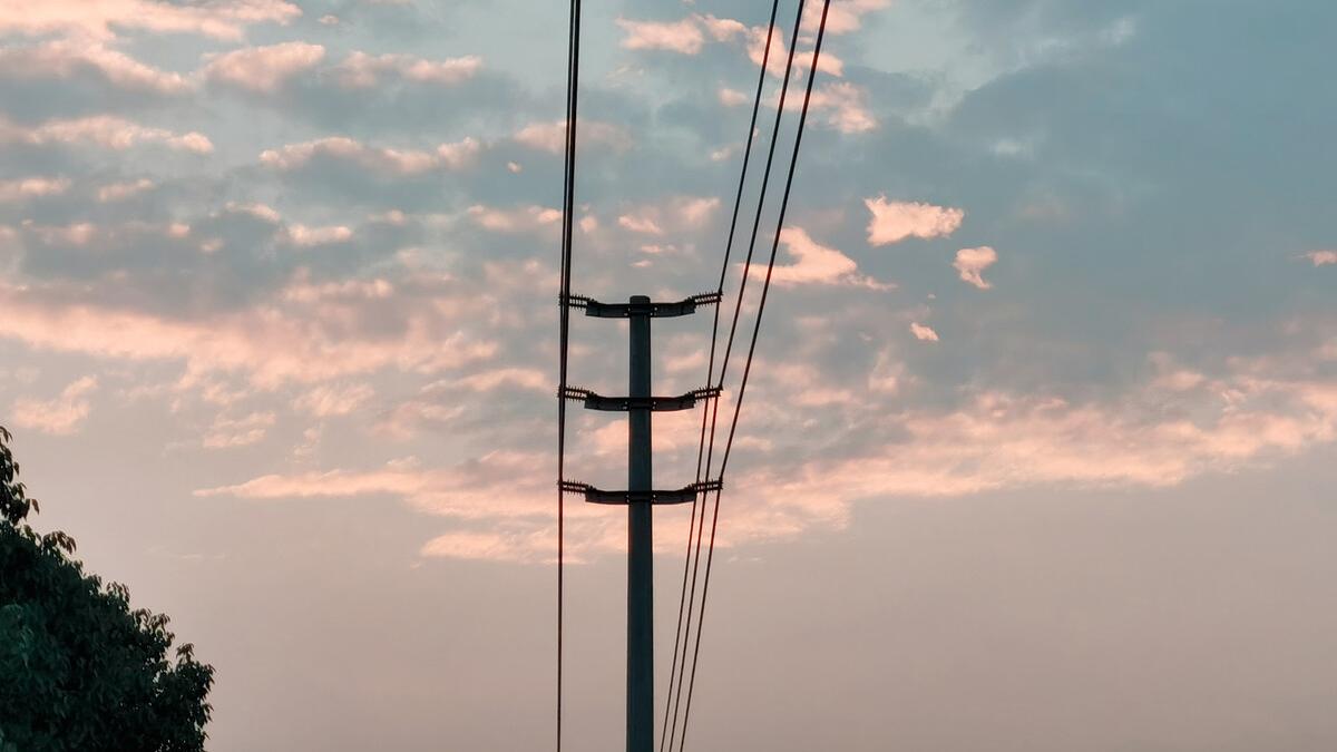 那些适合深夜发的文案：如果当时的我们能少一些固执