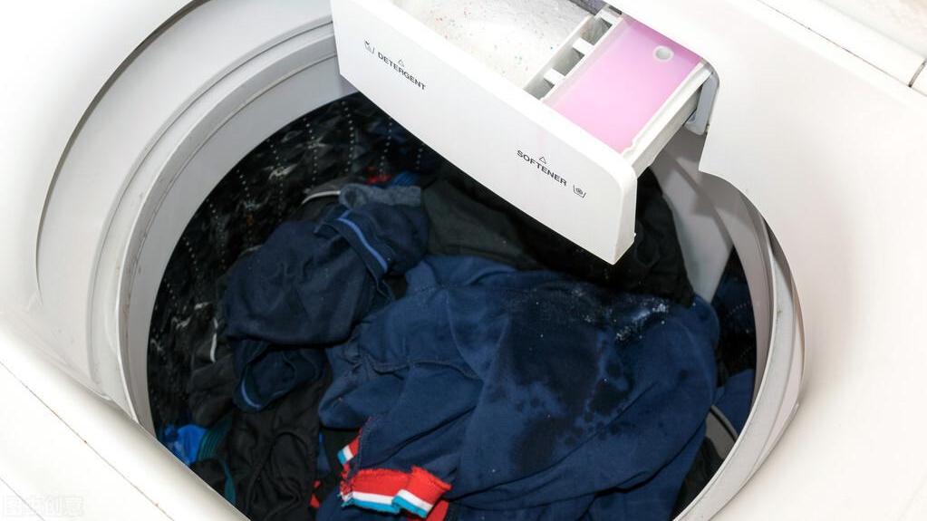 |为何风靡一时的滚筒洗衣机“跌下神坛”？不解决这些，难怪被淘汰