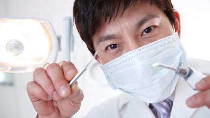 日本|40岁后，牙齿松动代表什么？中西医告诉你牙齿松动原因