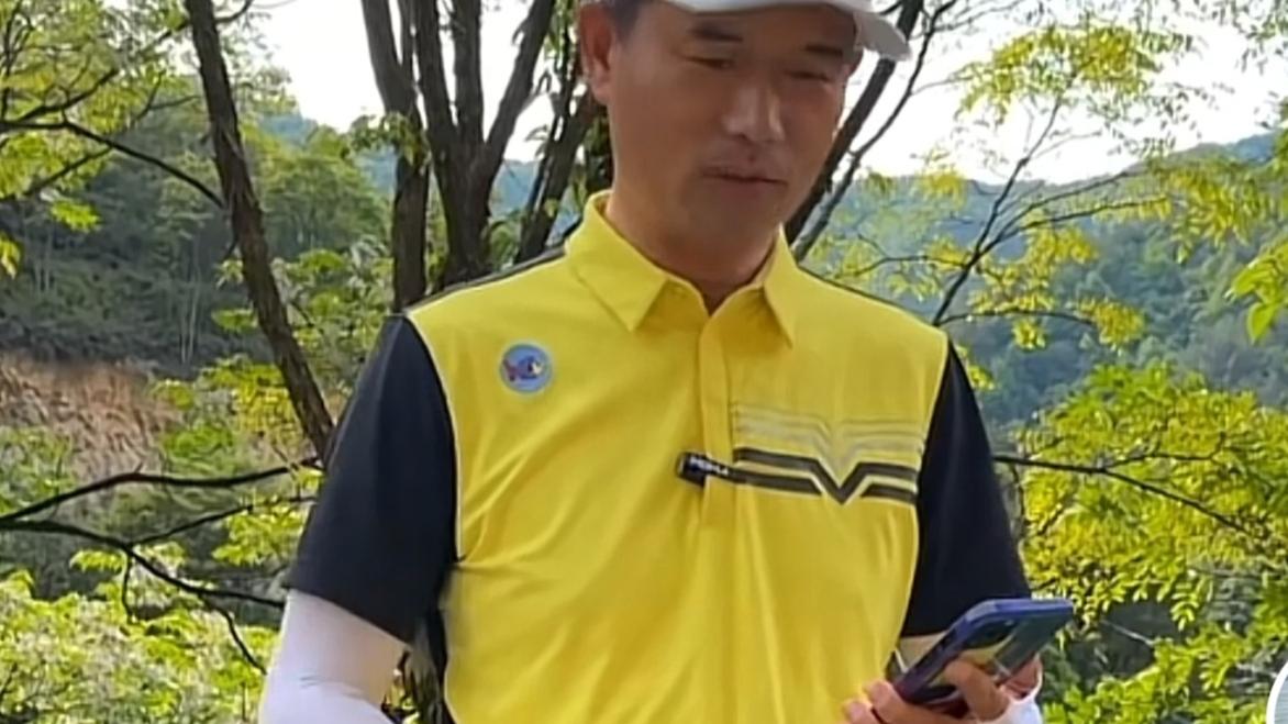 |5条鲢鳙换1根大火腿！钓王邓刚成功“盘哭”老板，网友：演技不错