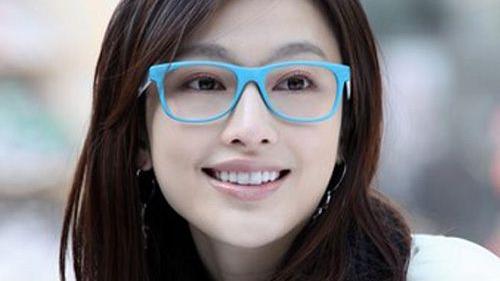 张丽|被称为渣男回收站，36岁仍然未婚，现靠浪姐翻红