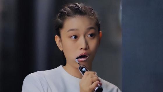 |电动牙刷哪个牌子好？名人明星都在用的六款高端电动牙刷盘点