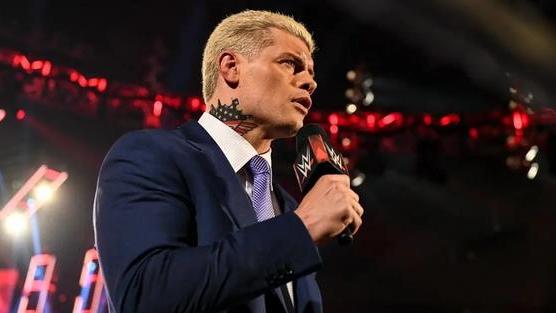 C罗|WWE科迪：RAW上演讲没有台词，纯即兴！大布已返回加拿大！