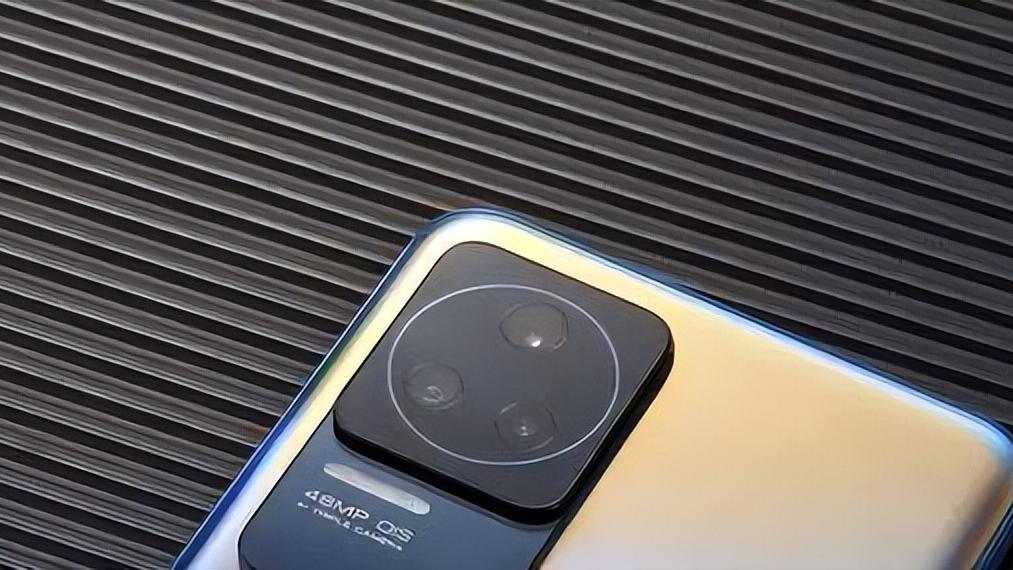 红米手机|note12外观大曝光，相机模组惹争议，天玑8000成为最大优势