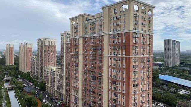 未来，为什么说“楼梯房”比“电梯房”更保值？看完买房不纠结