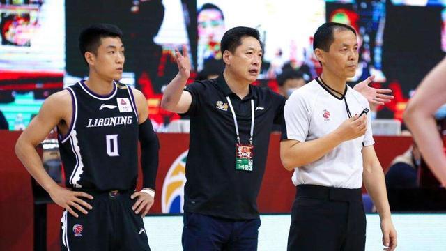 青岛男篮|不是巩晓彬，青岛男篮新主帅曝光，前国家队主教练正在带队训练