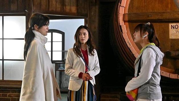 一拳超人|假面骑士女骑外传2话花絮图 坂本太会拍了 哪位才是你的真爱老婆