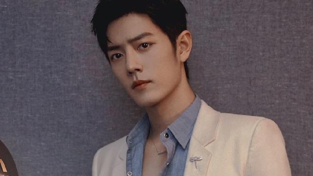 肖战|9位明星发博送祝福，《中国侨网》单独报道肖战，评价有仪式感