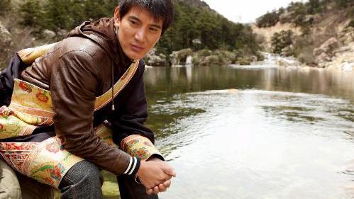 电影|好好的“康巴汉子”不做，偏要陷身于桃色绯闻中，他到底怎么了？