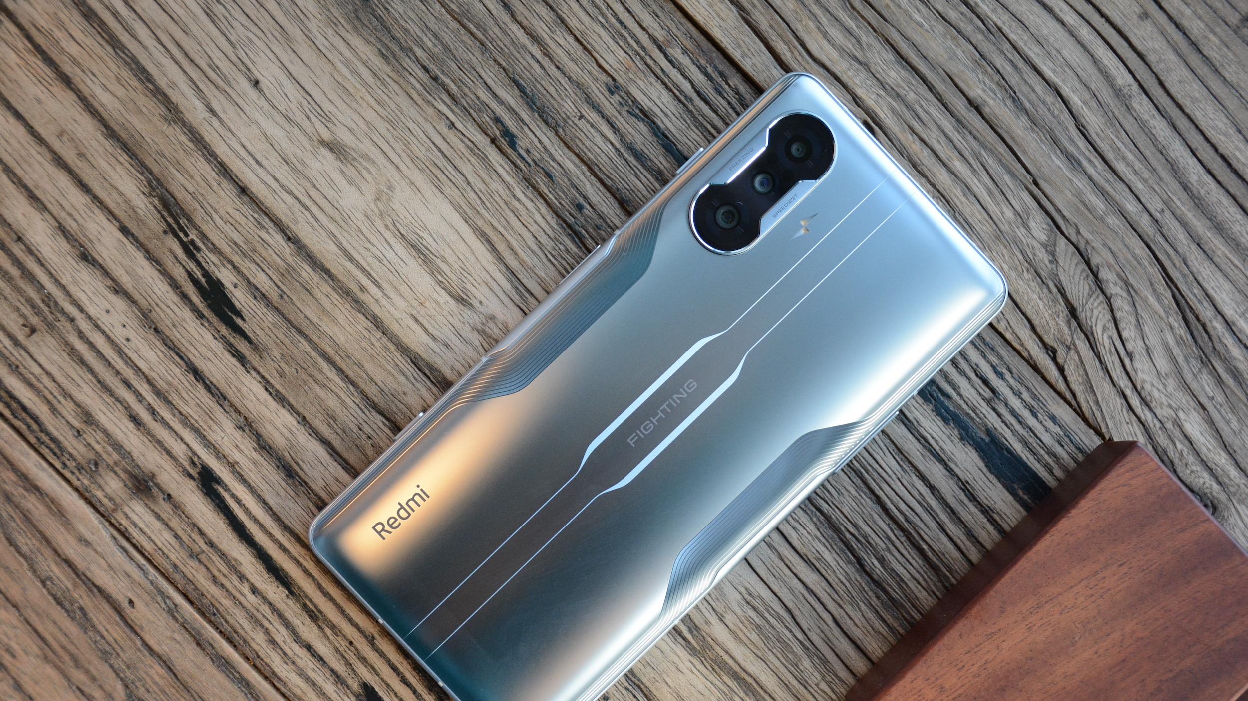 广角镜头|2022换新机的注意，多款去年的旧机开始清仓，带你正确捡漏好手机